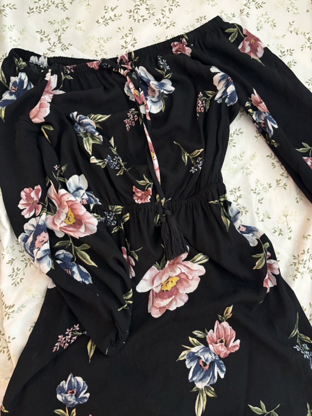 Kendall & Kylie Black Floral Elastic Waist Skirt